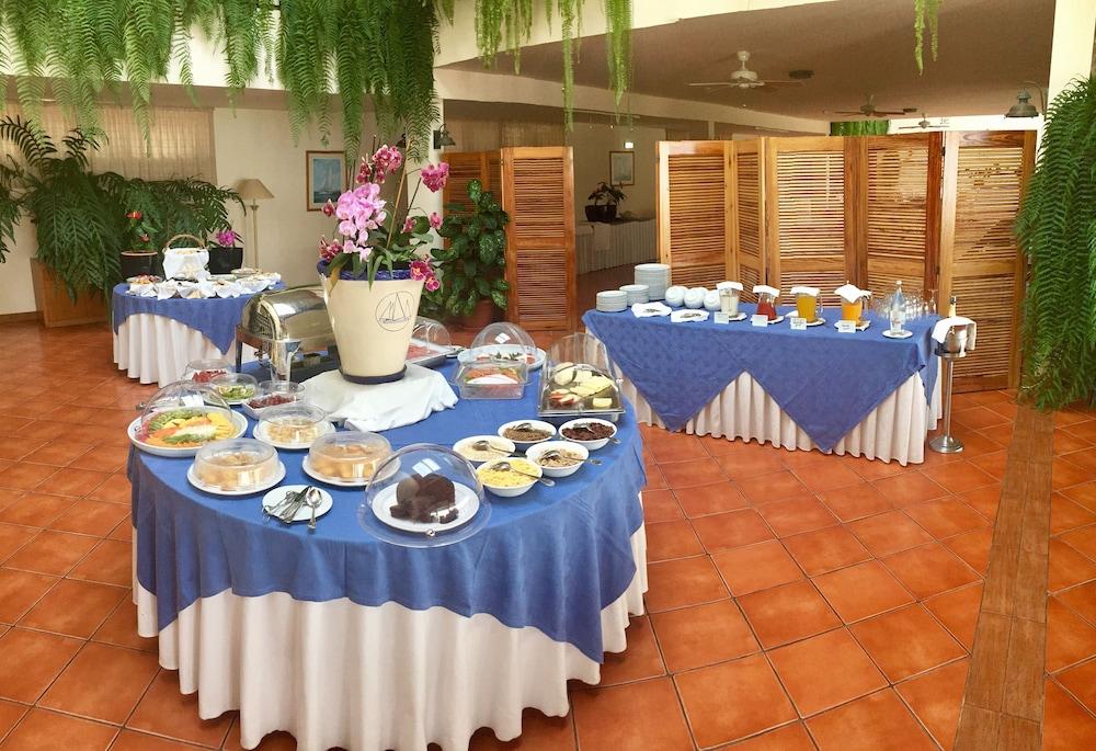Albatroz Beach & Yacht Club Santa Cruz  Extérieur photo